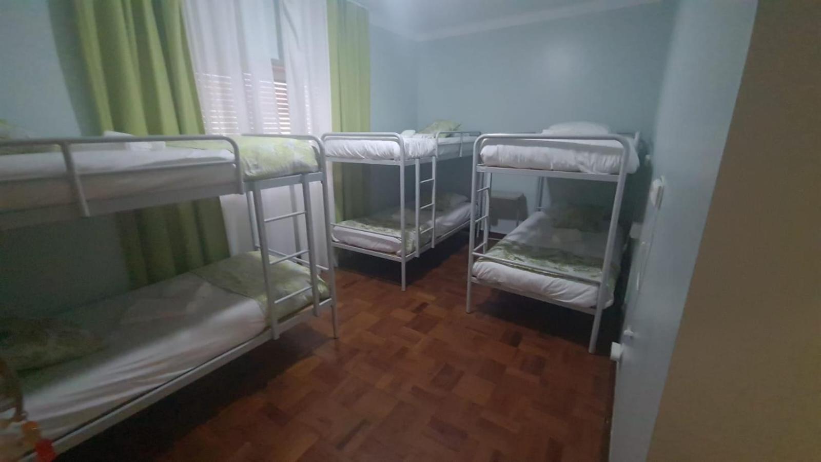 Hostel Jardins De Sao Luis Setúbal Esterno foto