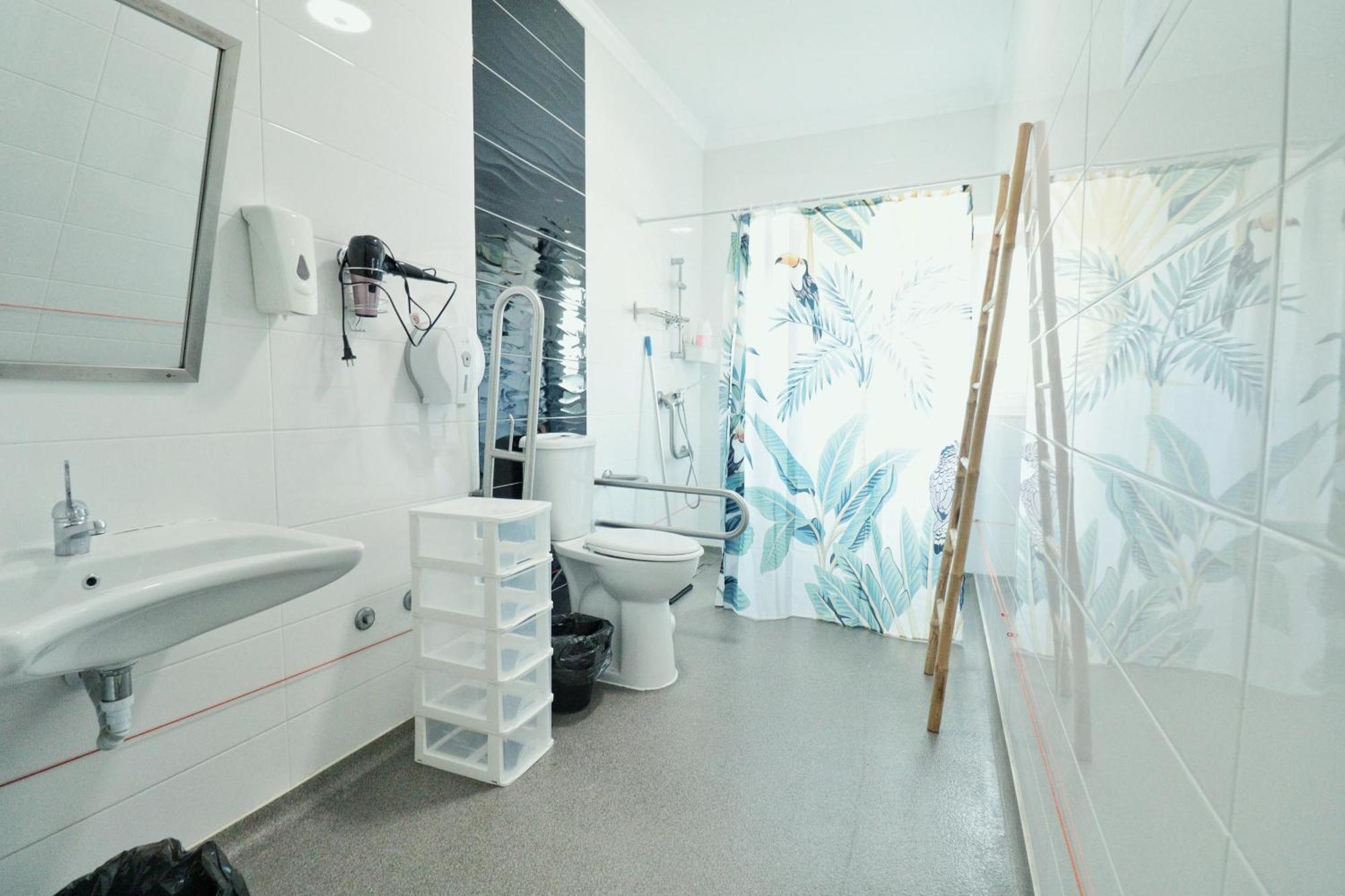 Hostel Jardins De Sao Luis Setúbal Esterno foto