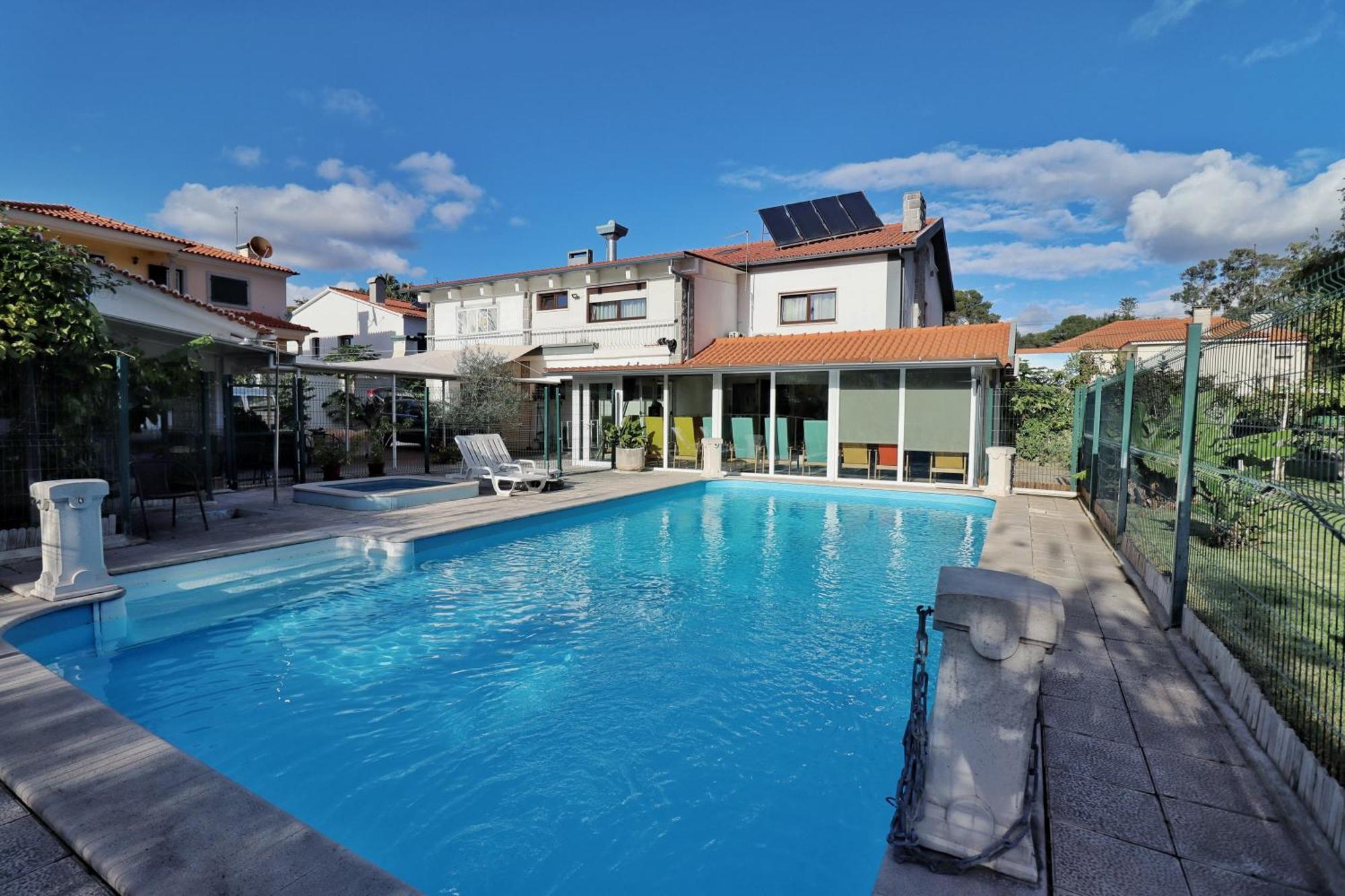 Hostel Jardins De Sao Luis Setúbal Esterno foto